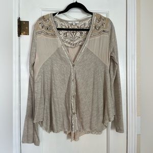 Miss me women’s size small button front V-neck cover-up